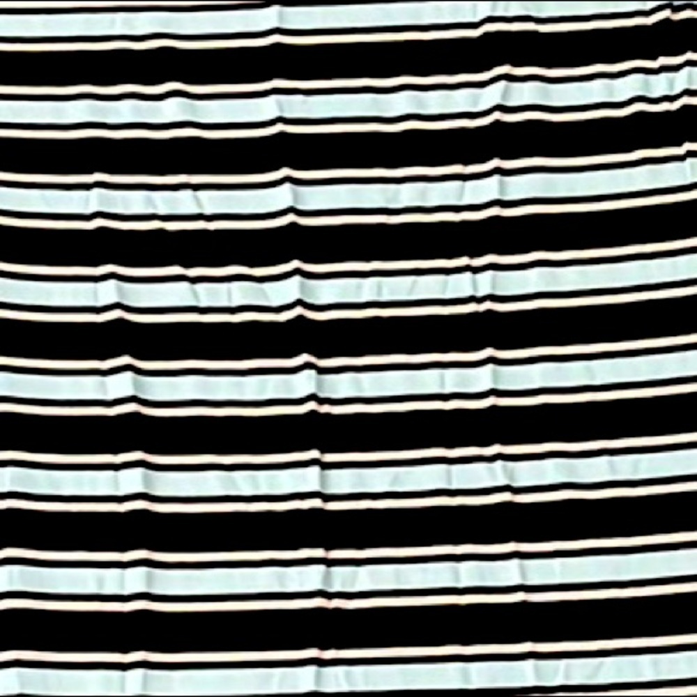 Striped Julia LulaRoe - Picture 2 of 2